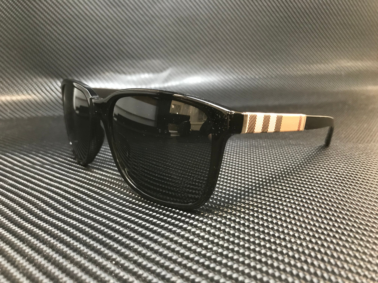 Burberry Sunglasses B4181 2024 | moders.pl